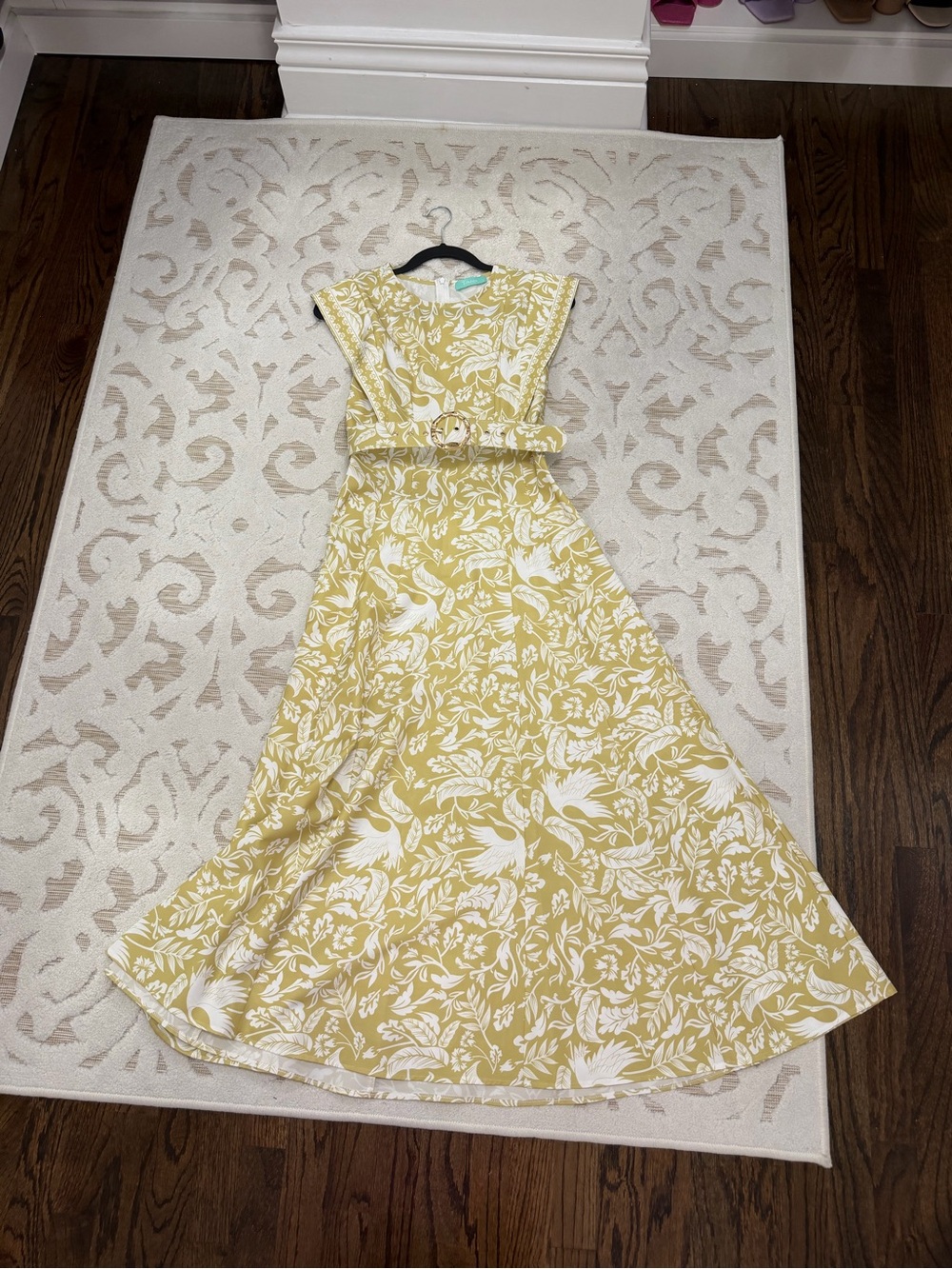 Statement Sleeve Tropical Bird Print Maxi Dress with Belt